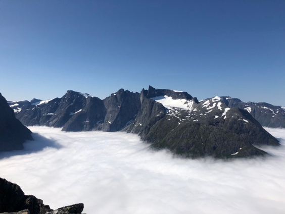 Veslemannen to the far left of the mountain range (I think..), with Breitinden and Trolltindan to the right.